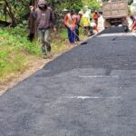 Pengaspalan Jalan Lingkungan Diduga Tidak Sesuai RAB Dan Spesifikasi IMG-20251106-WA0018
